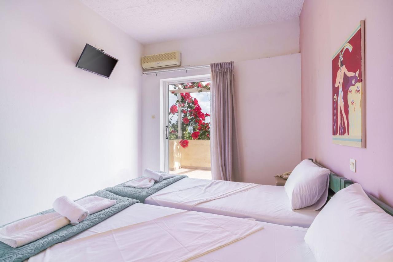 Aparthotel Blue Dream Stavromenos